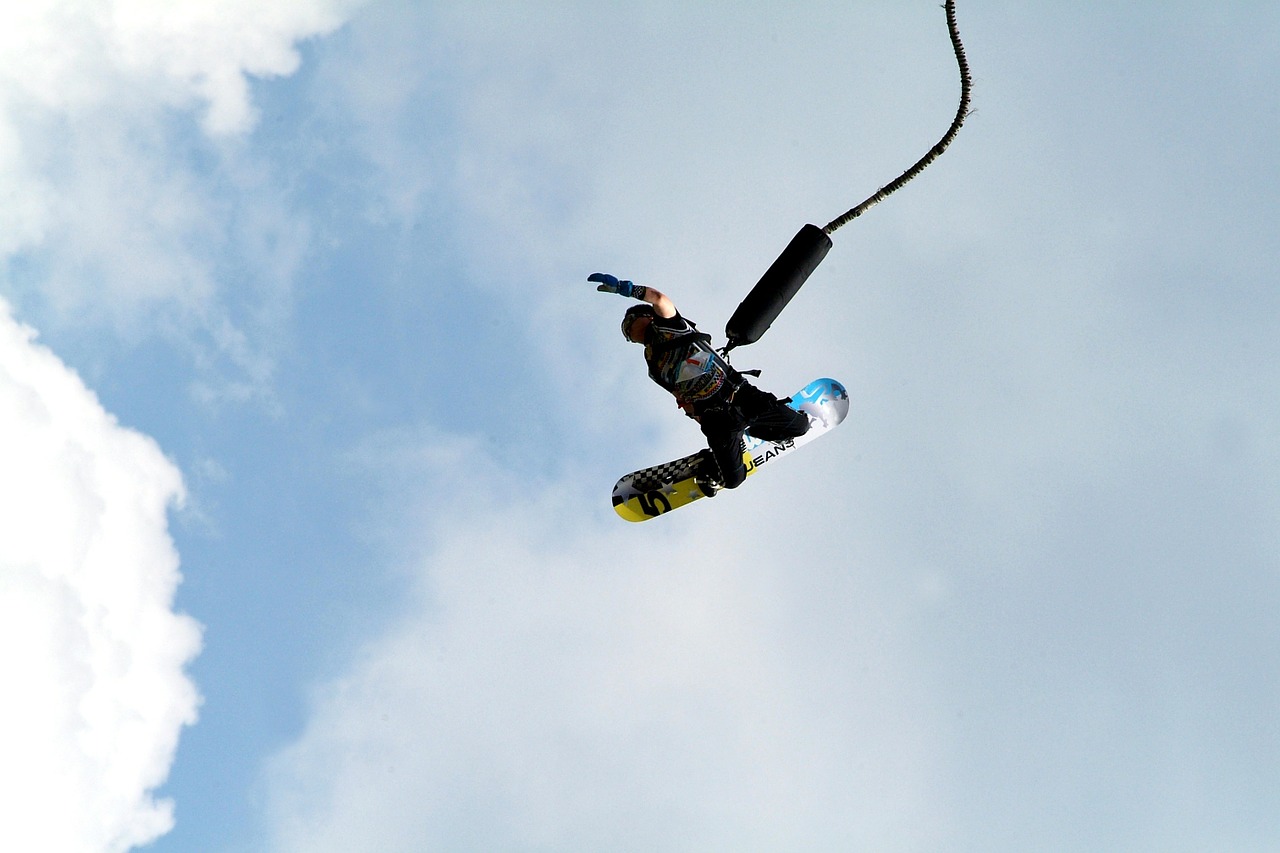 snowboarder flyver